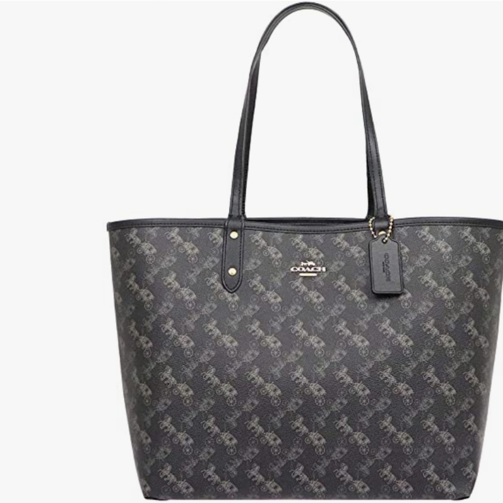 COACH Reversible tote with horse and carriages discontinued rareGreat condition